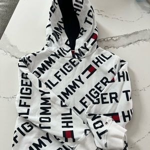 Boys Tommy Hilfiger Sweatshirt…